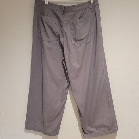 J. CREW 100% Cotton Twill Grey Button-Fly Wide Leg Pants - Size 12 - Picture 3 of 7